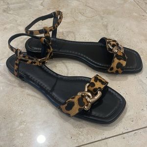Aerosoles Black Leopard Print Open Slides Flat Strap Chain Sandals Sz 12